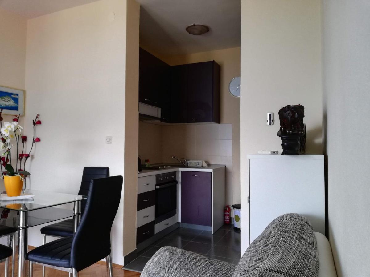 Fei Fei Apartments 2 Racisce Luaran gambar
